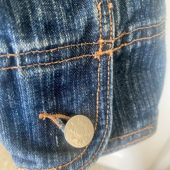 Zena Jeans Jean Jacket size Medium - Picture 6 of 8